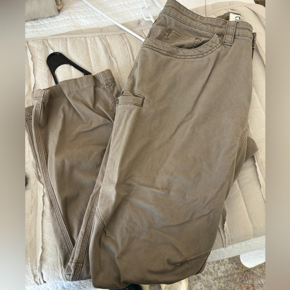 Moutain khaki pants